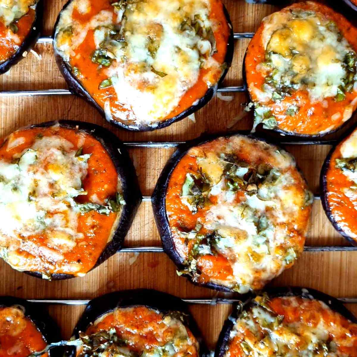 Easy Gluten-Free Eggplant Pizzas: Quick No-Crust Recipe